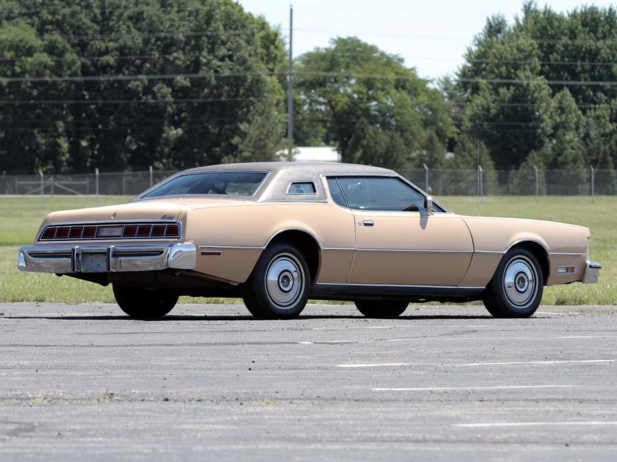  Ford Thunderbird 1976 года  (фото 9 из 12)